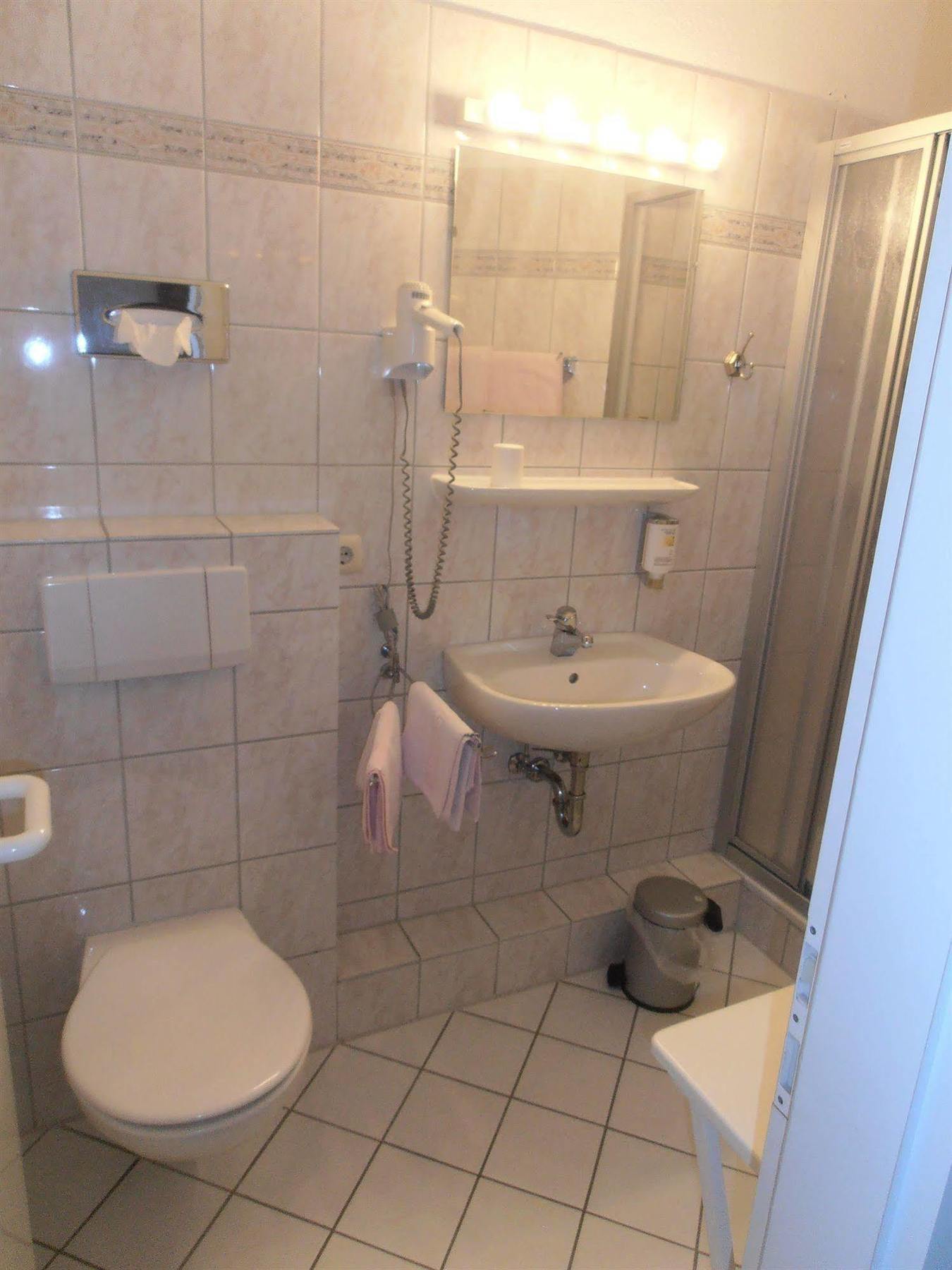 Hotel Hesse Schenefeld  Dış mekan fotoğraf