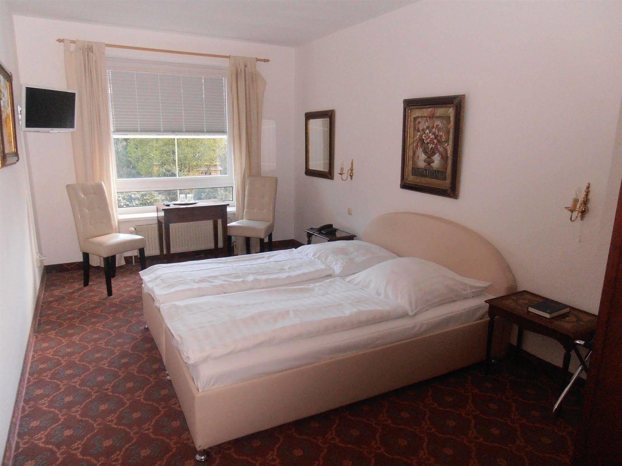 Hotel Hesse Schenefeld  Dış mekan fotoğraf